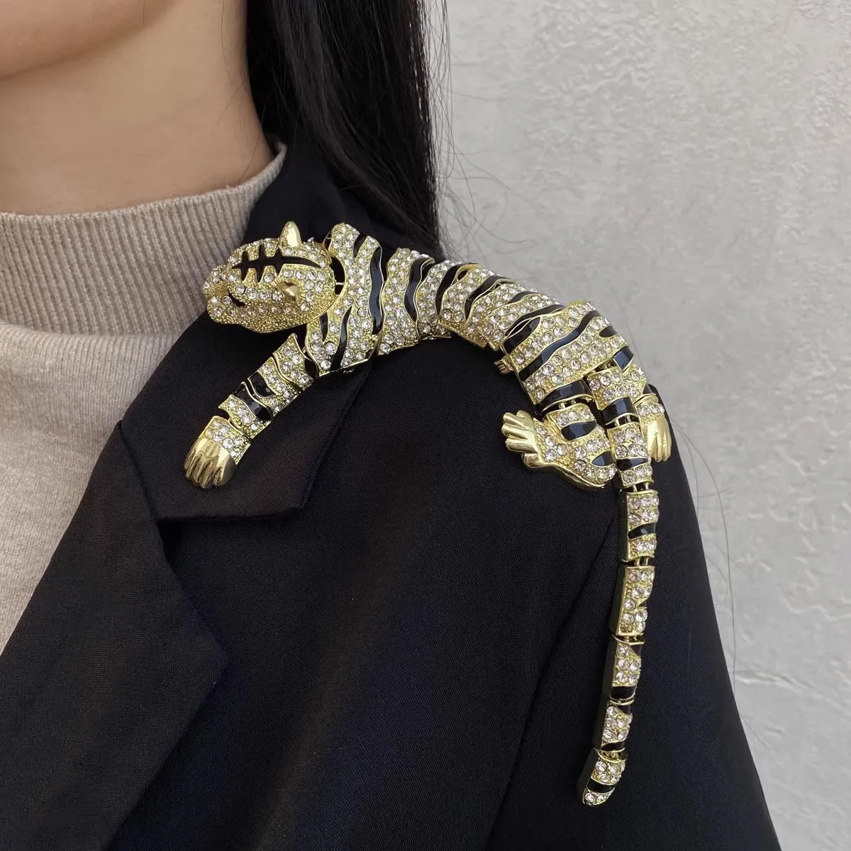 Spilla A Forma Di Tigre Con Strass | Elegante E Scintillante | Accessorio Moda Donna In Lega Di Zinco