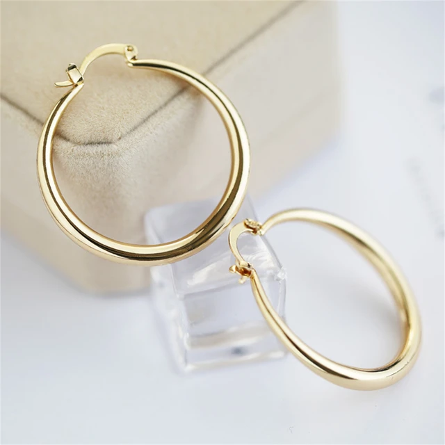 April Huggie Hoop Earrings – Coco Wagner Design