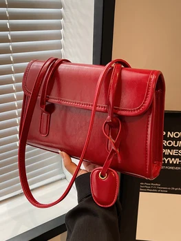 Borse a tracolla rosse alla moda per le donne borsa a mano in tinta unita testurizzata alla moda autunno inverno Versatile confezione ascellare femminile