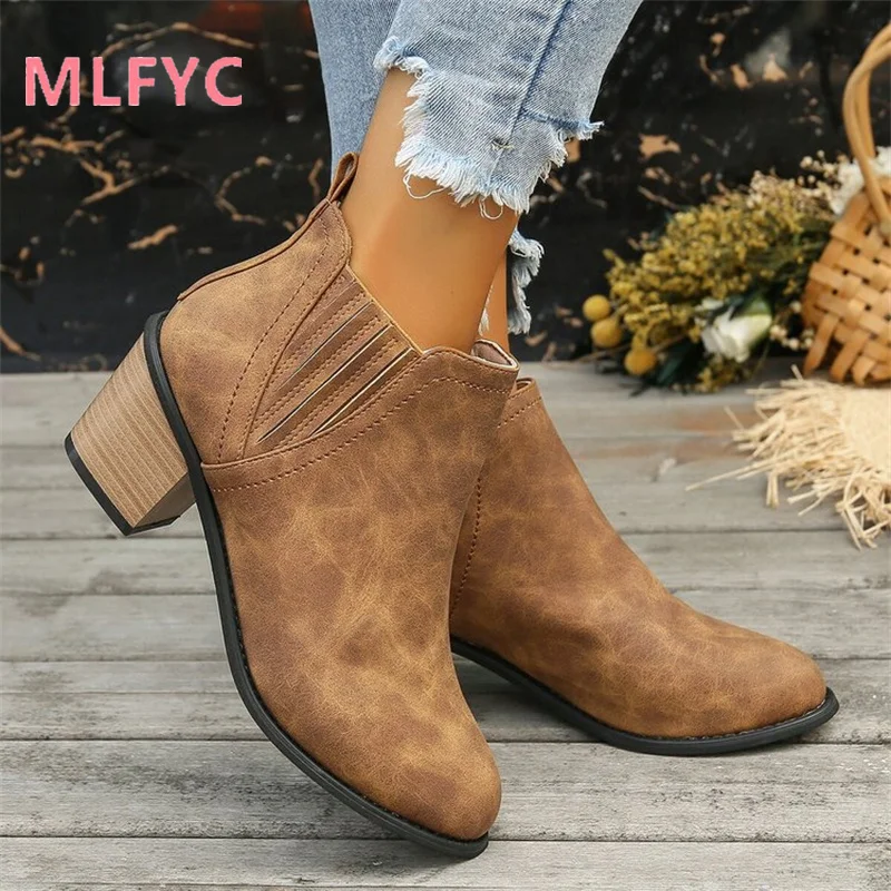 Boots Women's Autumn and Winter New European and American Vintage Round Head Boots Thick Heel Short Sleeve Women's Boots