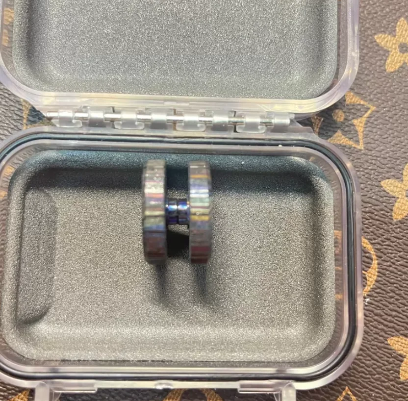 중고 EDC NJT 불꽃 패턴 3초 잠금 24.5mm 지르코티 피젯 감압 장난감