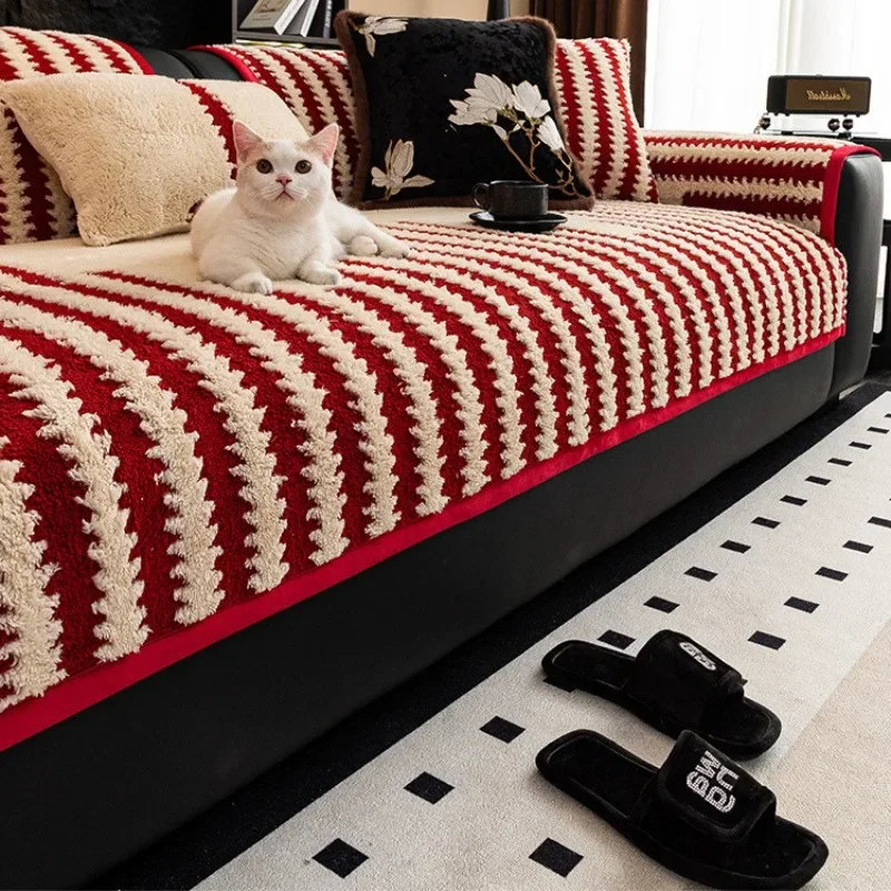 Luxurious Red Festive Sofa Cover Set, Plush Sofa Seat Cushion and Sofa Cover Cloth for All Seasons Sofa Covers for Living Room 4