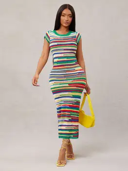 Multi-color rainbow-striped knitted round-neck short-sleeved dress, suitable for various daily outfits, elegant and casual women