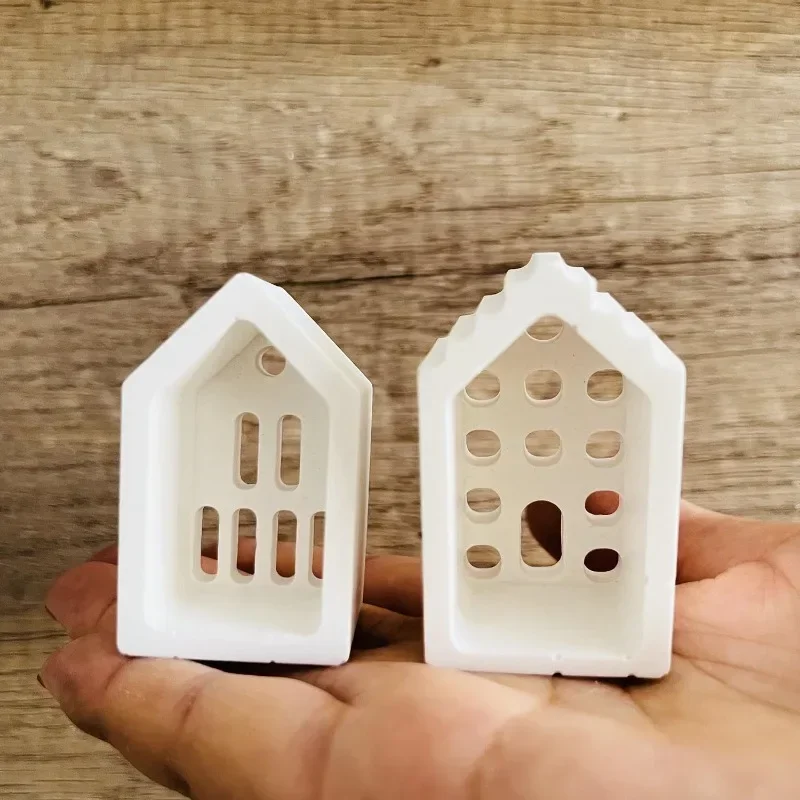 Silicone Mold 4PCS Mini White House Pendant Aromatherapy Gypsum Christmas House Candle Holder Ornament