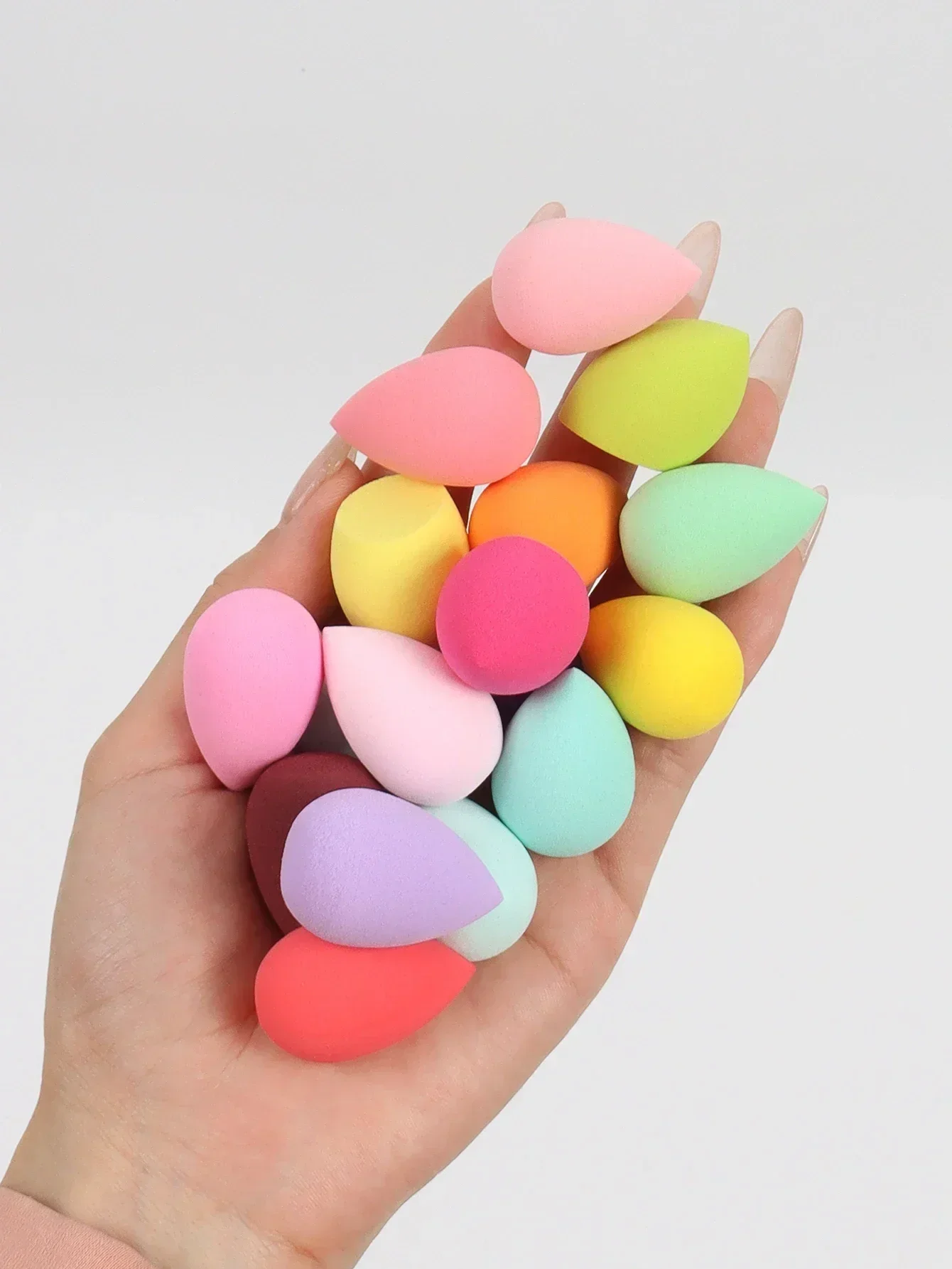 Mini makeup eggs pack