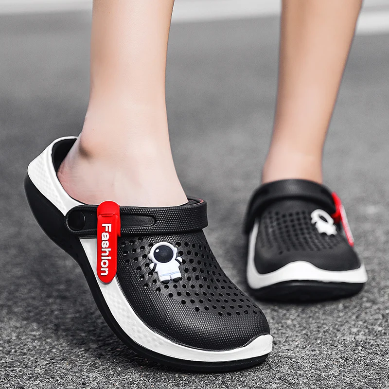 2024 Women Shoes Beach Slippers Unisex Hollow Out Casual Couple Beach Sandal Comfortable Summer Shoes Non-slide Mens Slippers