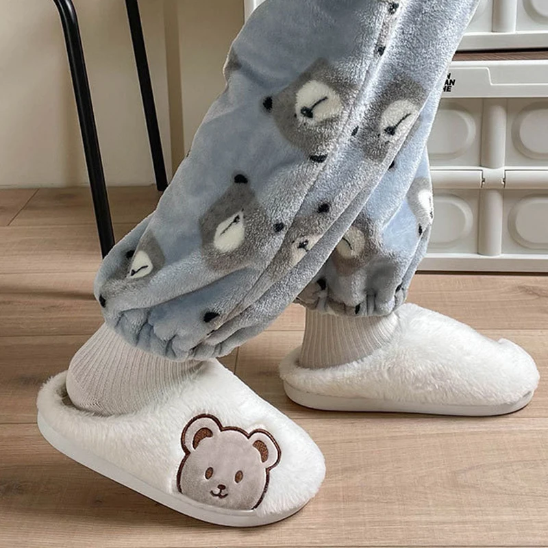 Gacimy Winter Furry Slippers For Women Fashion Animal Cotton Slippers Girls Cute Bear Warm Cozy Plush Slides Soft Cloud Slippers 6
