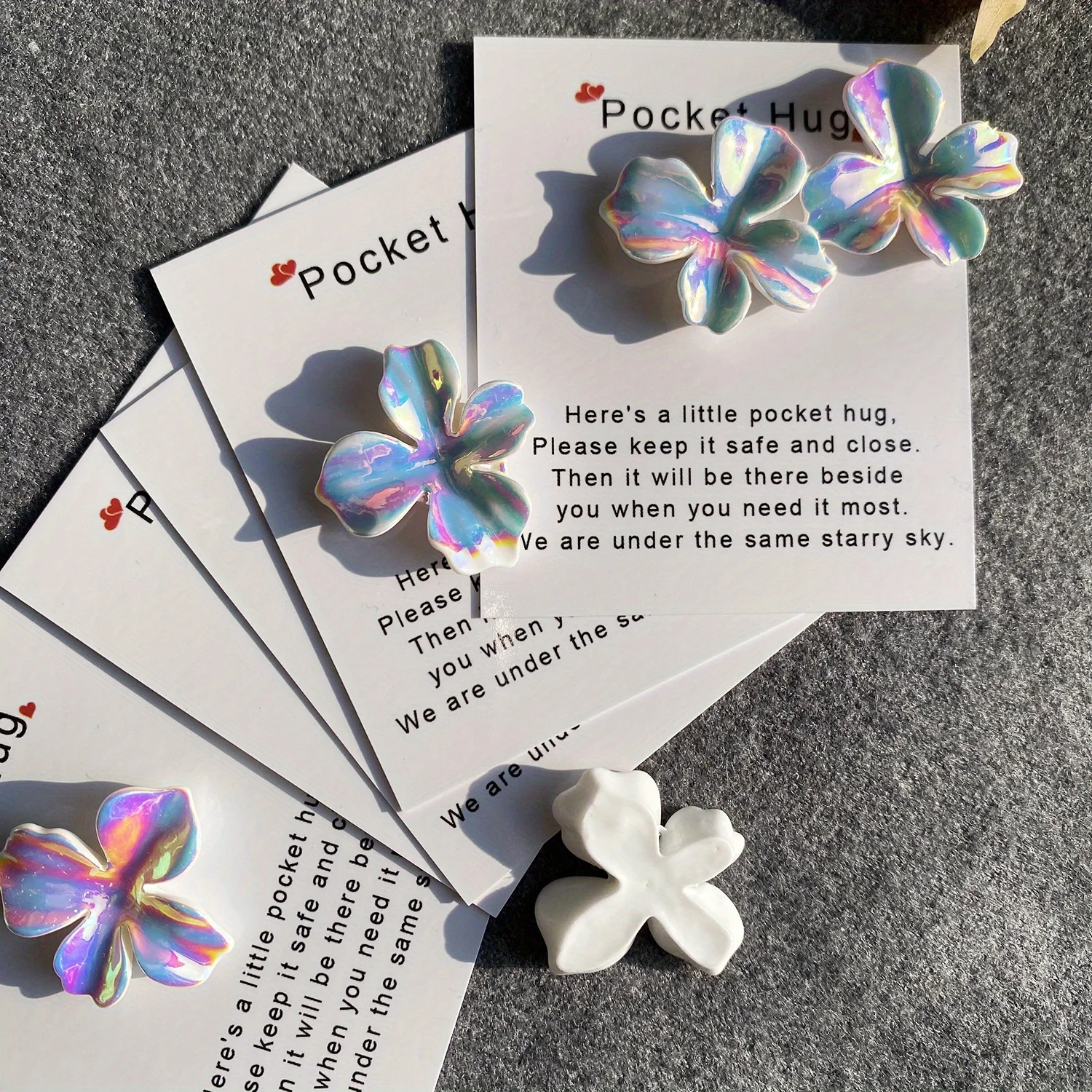 1pc, A Small Love Pocket Hug Card, 3D resin flower greet card，Special Birthday Wedding Party Valentine's Day Gift, Hug Token