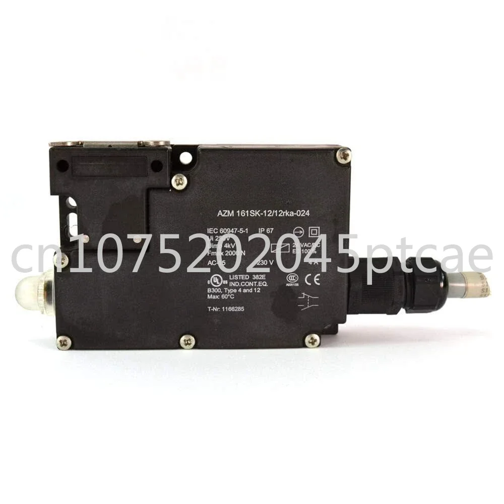 

NEW AZM161SK-12/12RKA-024 Safety Interlock Switch