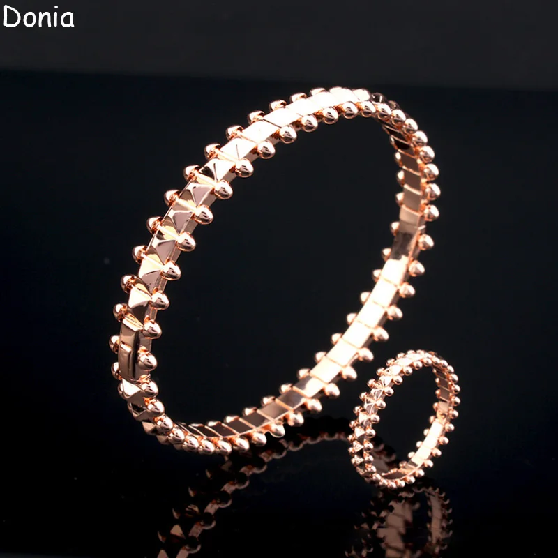 

Donia Jewelry European and American Fashion Bright Rivet Titanium Bracelet Ring Luxury Retro Suit