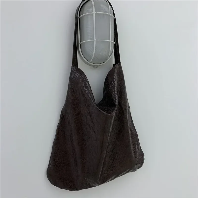 2023 NEW Bag for Women Fashion Korean Style Crossbody Shoulder Bag Bucket Large Capacity Solid Color PU Shopping Bag Handbags