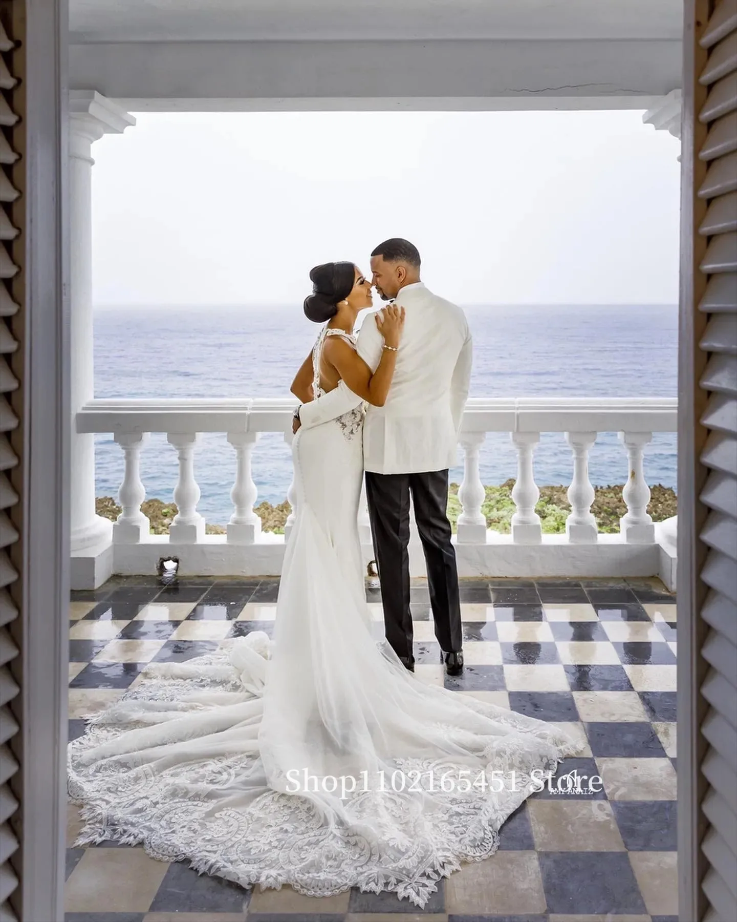 

New Mermaid Lace Wedding Dresses 2023 Appliqued Bridal Gowns Sheer Jewel Neckline Sweep Train Tulle Plus Size Vestido De Novia