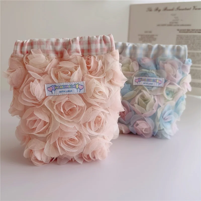 

Sweet Three-Dimensional Flowers Plaid Patchwork Cosmetic Storage Bag, Convenient Travel Organizer, Lipstick Supplies, 1Pc