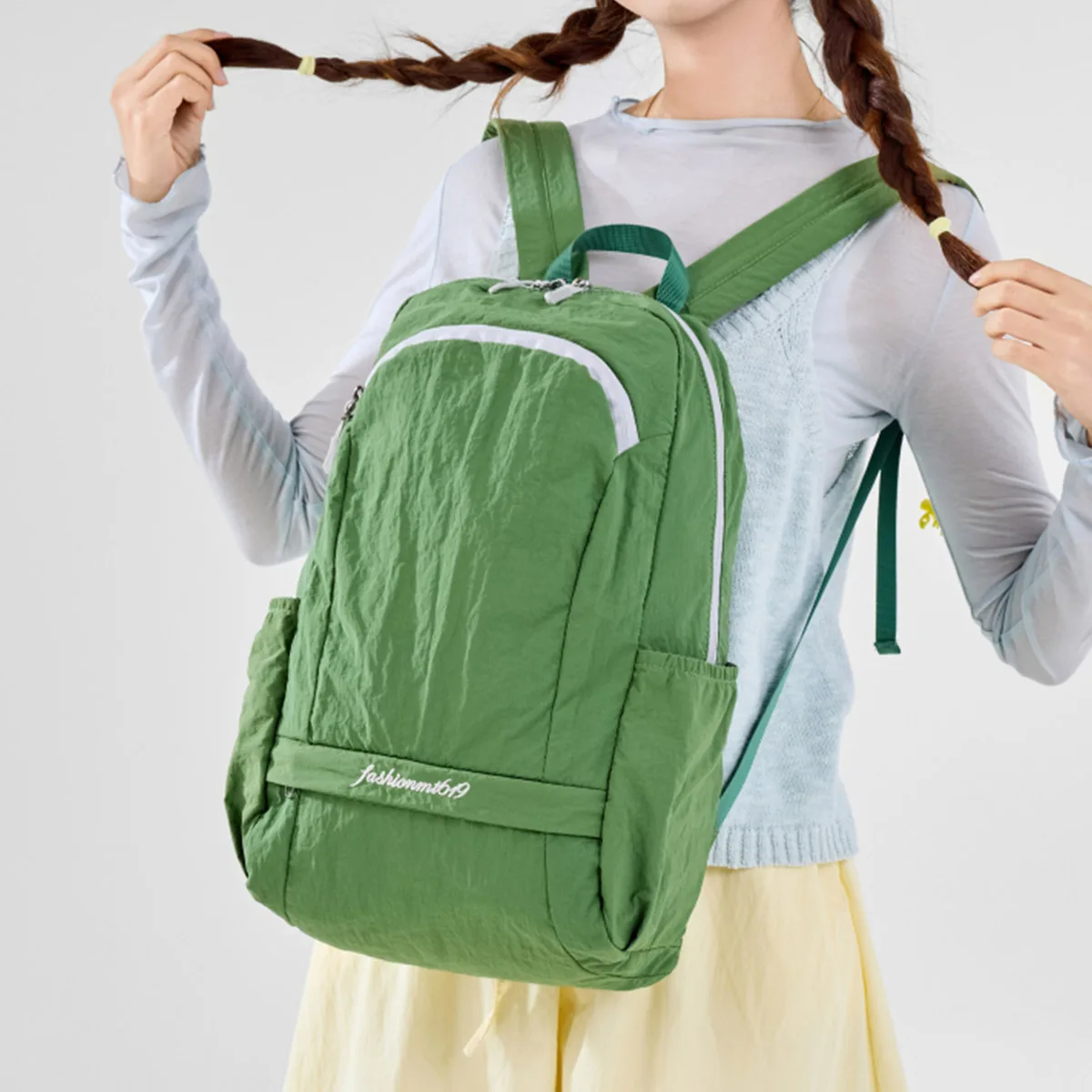 Lightweight Waterproof Nylon Backpack for Women, Outdoor Travel, Mountaineering, Large-Capacity School Bag, College Student Class Travel Small Backpack for Men