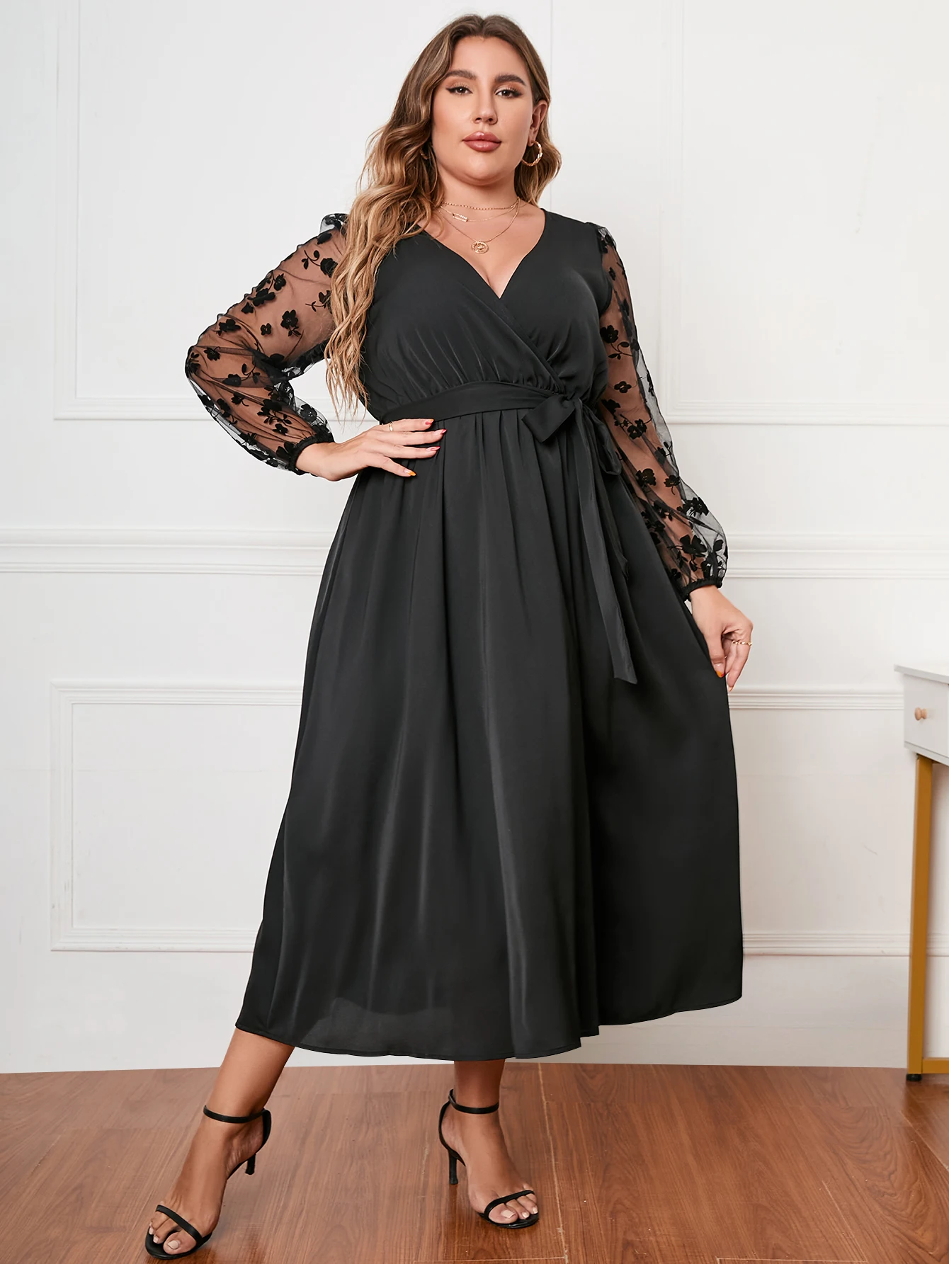 20 Really Fun New Year's Eve Plus Size Party Dress Ideas