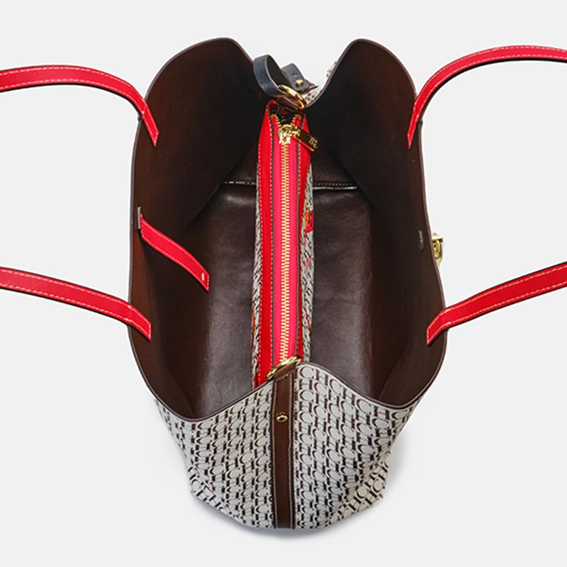 حقيبة كروس نسائية ذات جودة عالية على الطراز الكلاس...