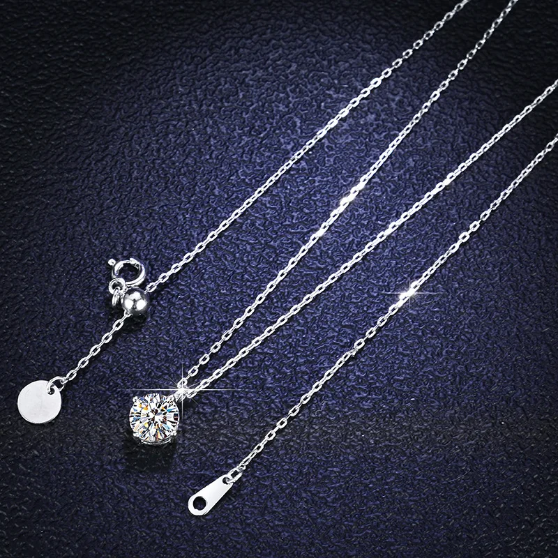 Boutique PT950 platinum necklace 1 carat moissanite necklace pendant female fashion classic four-claw platinum clavicle chain