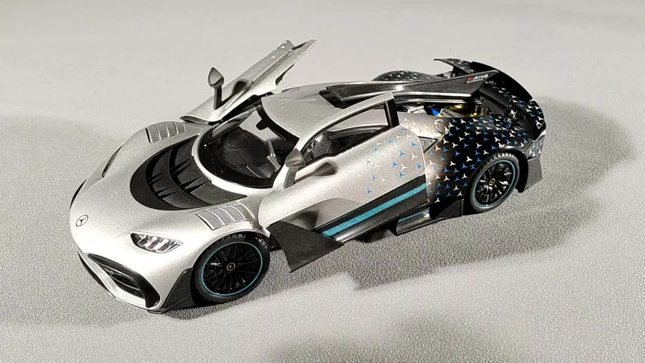 1:18 Mercedes AMG ONE Diecast Model Car with Sound & Light