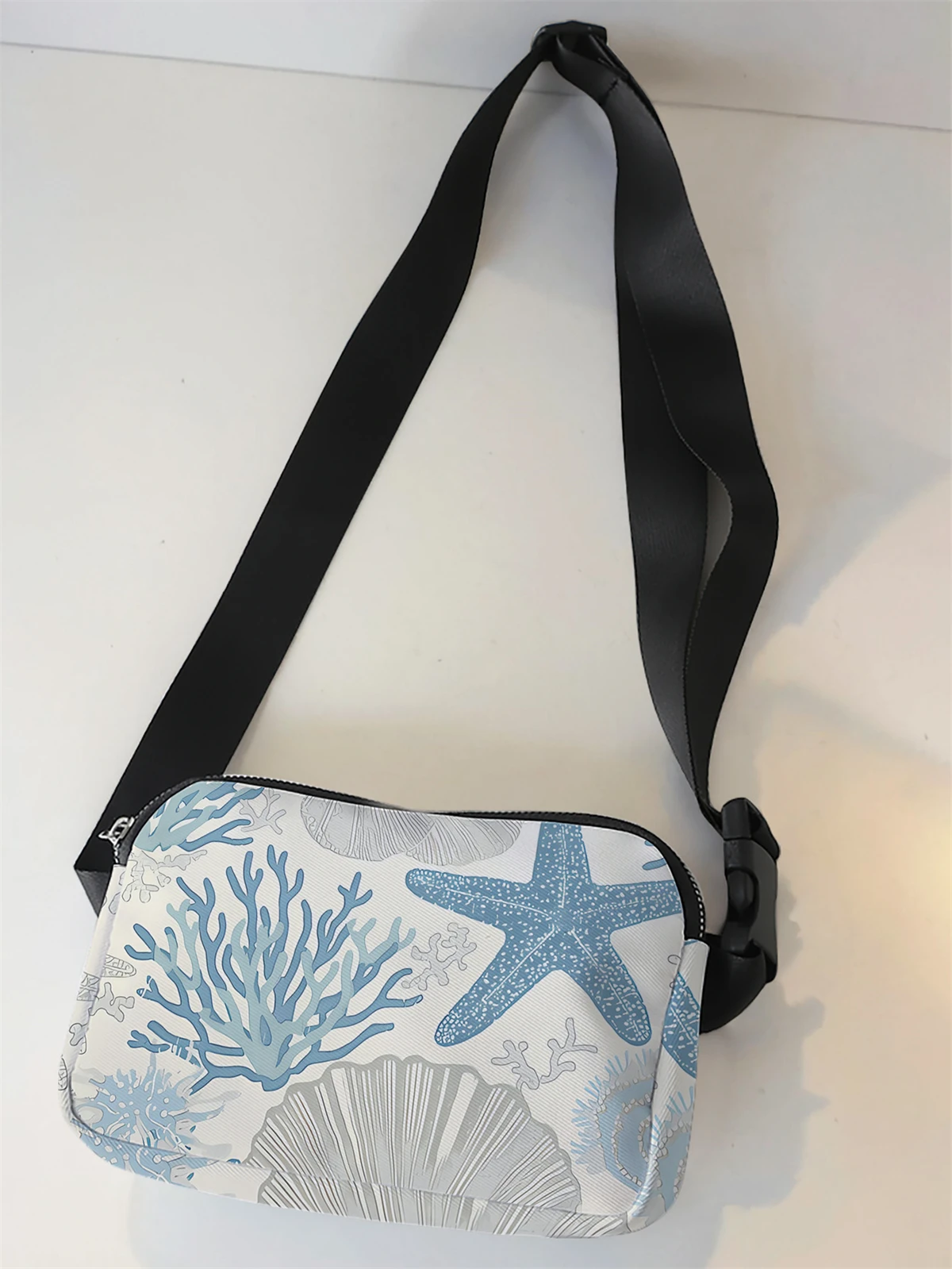 1-piece set, stylish adjustable crossbody bag, neutral sports waist bag, suitable for running