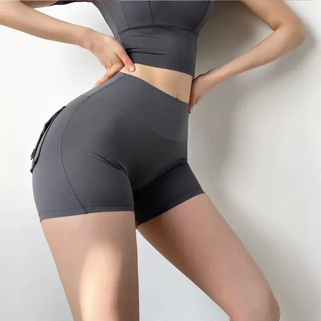 Nude High-Waisted Women's Yoga Fitness Shorts Peach Hip Sports Active Wear with Pockets for Fitness And Exercise