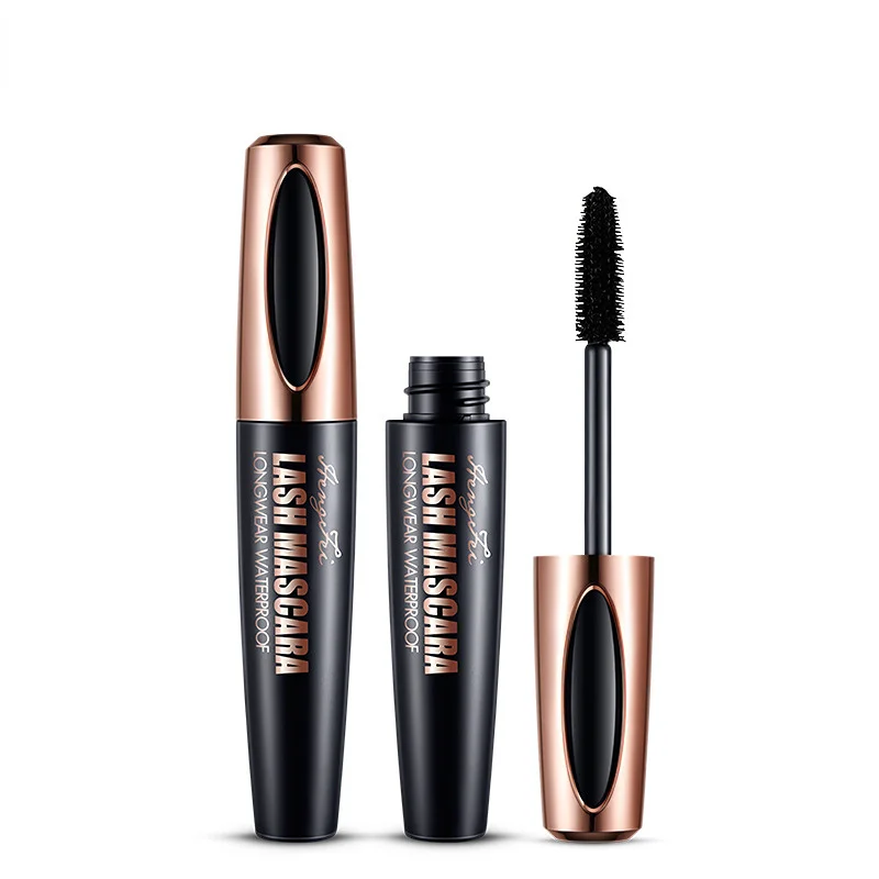 Vattenfast mascara för längre fransar med svarta silkefibrer_voghion.com