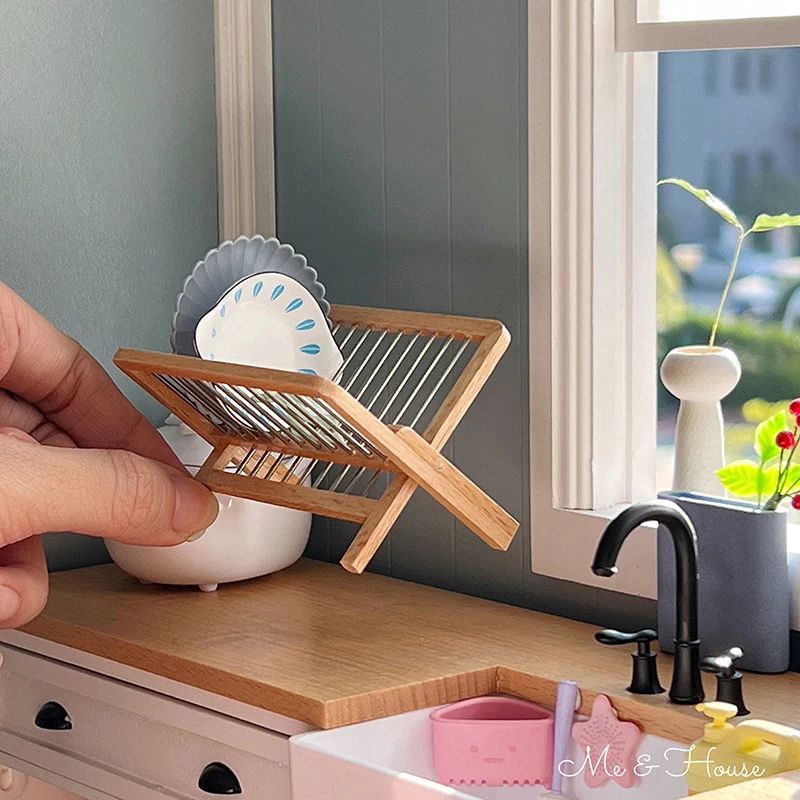 

1/6 Dollhouse Kitchen Drain Rack Dolls House Mini Tray Rack Dollhouse Furniture Decoration Accessories