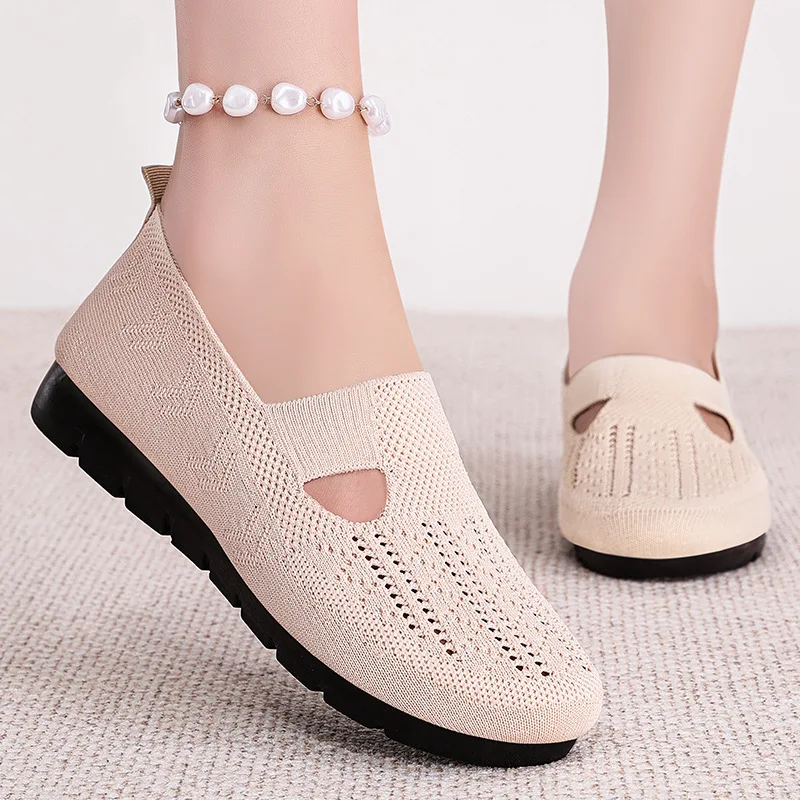 2026Summer Style Fashionable and Comfortable Flat-soled Casual Outer Wear Non-slip Fashionable Toe-cap Sandals for Women