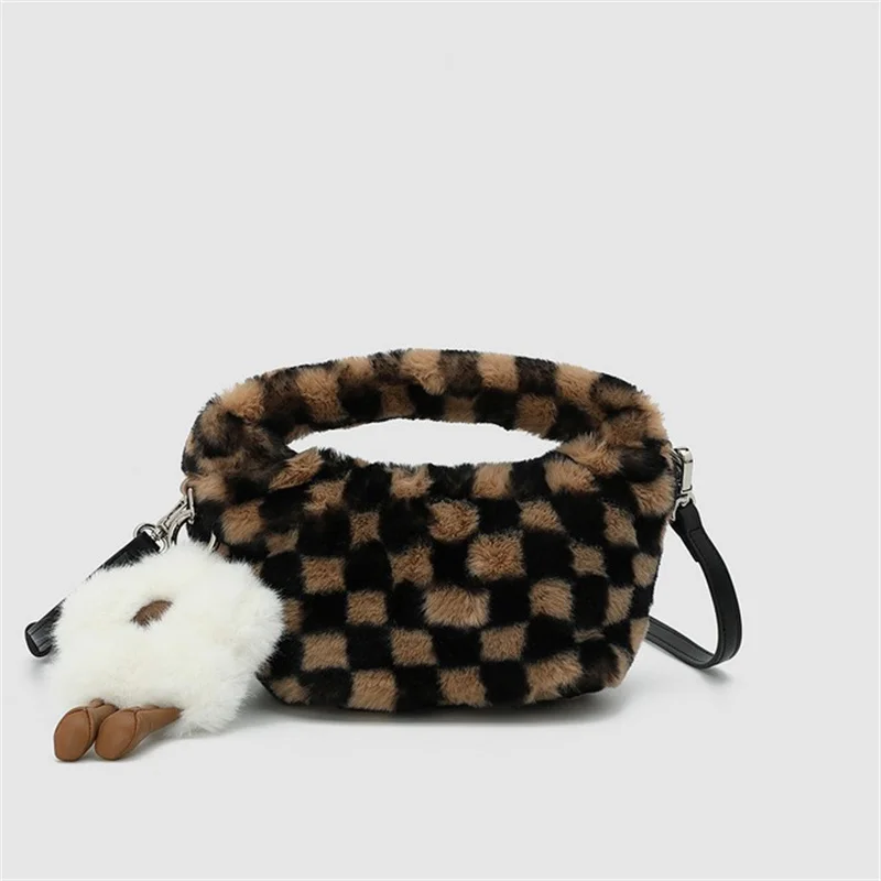 Women\'s Chequered Design Luxury Fur Handbag High Quality Faux Fur Handbag Fashion Large Capacity Soft Handle Handbag