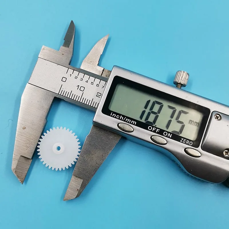 50Pcs 0.5M 32T Plastic Spindle Spur Gear 32 Teeth Bore Aperture 2MM 1