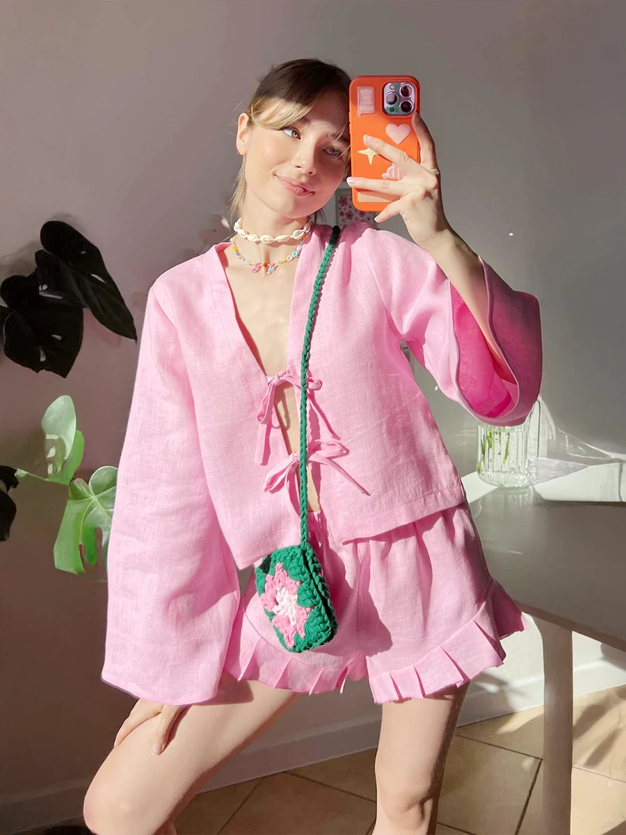 Bronladies Lace Up Long Sleeves Shorts Set Summer Womem's Solid Color Top Fashionable Loose Casual Flounce Shorts 2-Piece Set