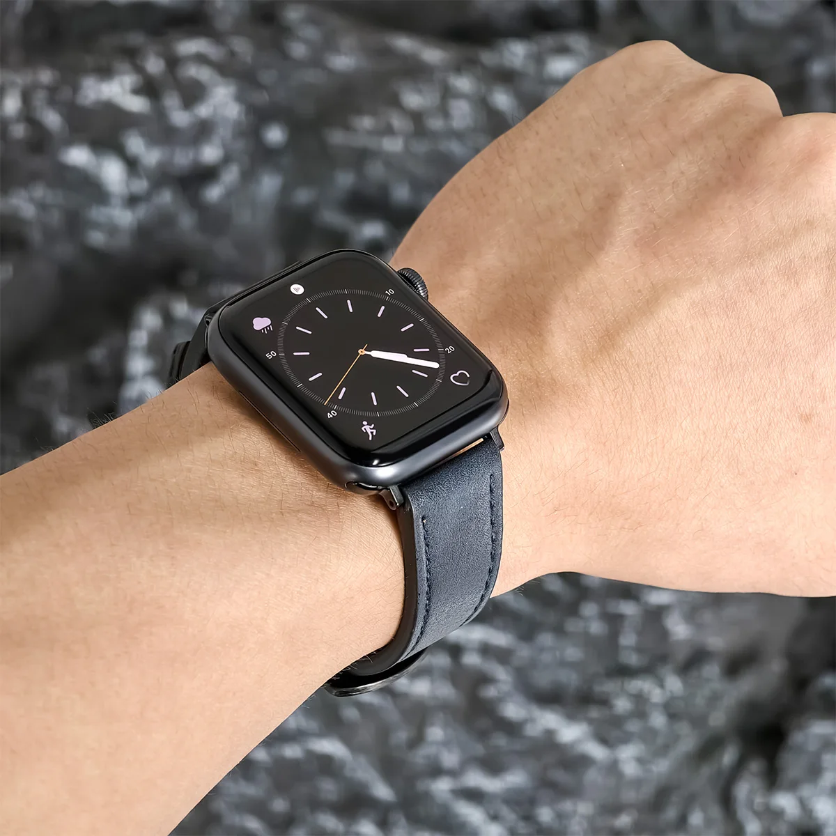 Vintage Leather Apple Watch Strap - Adjustable Band