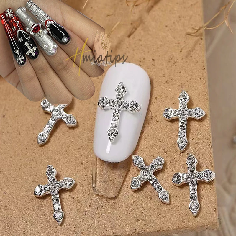 chanel charm design nails