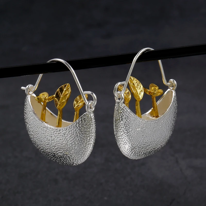 

New Silver Alloy Women's Butterfly Flower Earrings