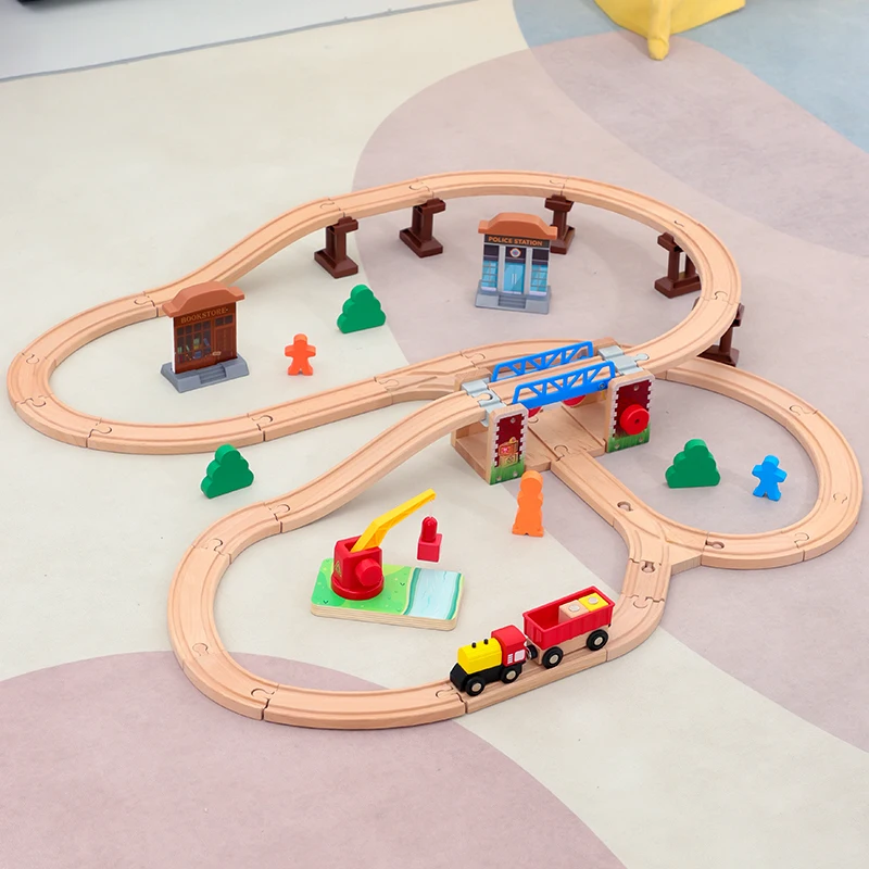 Conjunto de trem de madeira para 3 4 5 anos, trilhos de madeira que se  ajustam a 88 peças, brinquedo expansível de trem variável, 1, caixa :  : Brinquedos e Jogos
