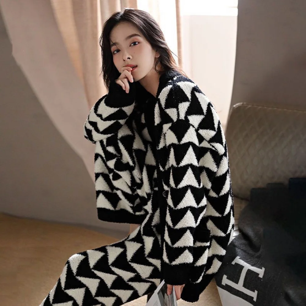 

Plus Size Cardigan Warm Thick Coral Fleece Women's Pajamas Sets 2023 Autumn Winter Simple Rhombus Loose Ladies Home Sleepwear