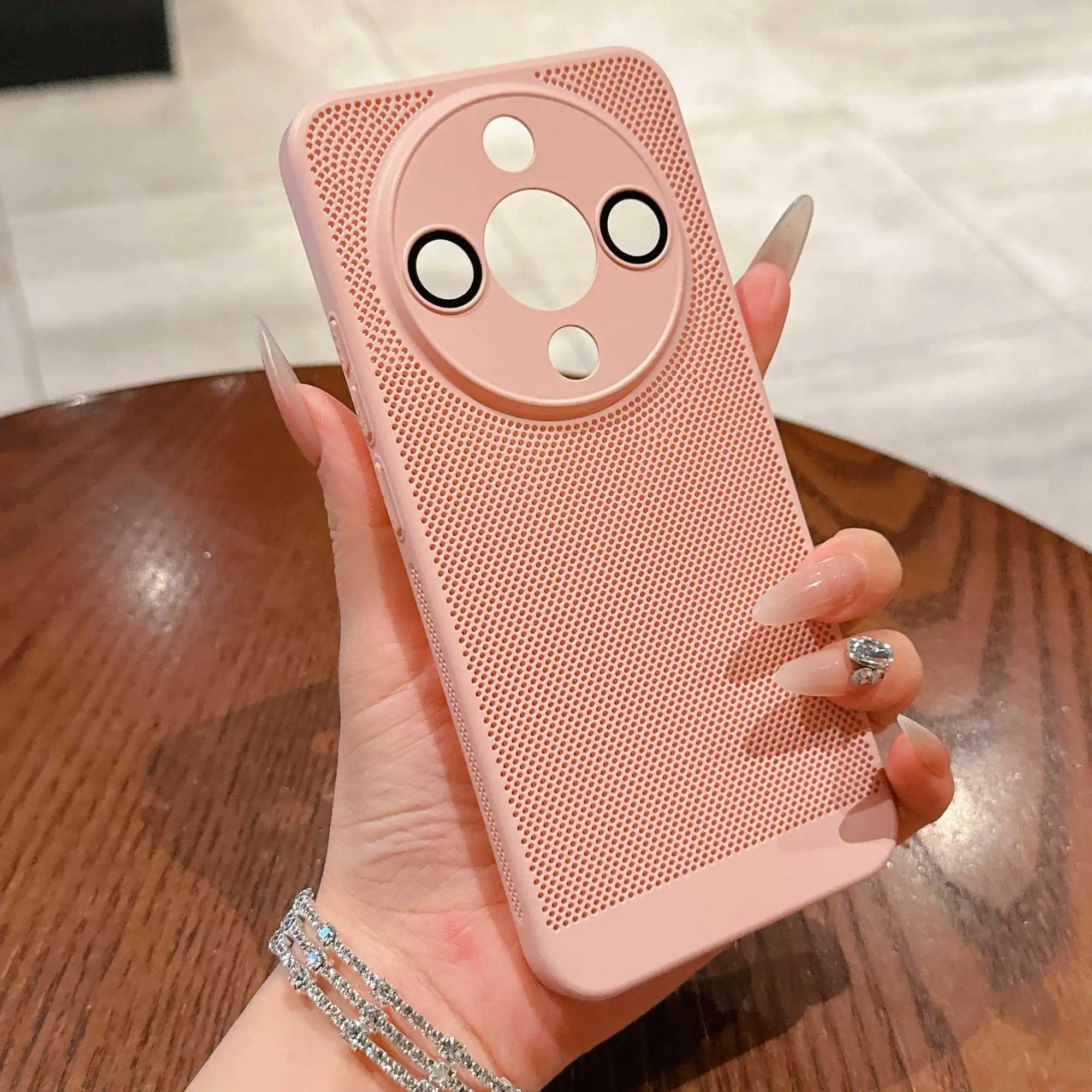 Stylish Ultra-Thin Heat Dissipation Mesh Phone Case with Shockproof Bumper