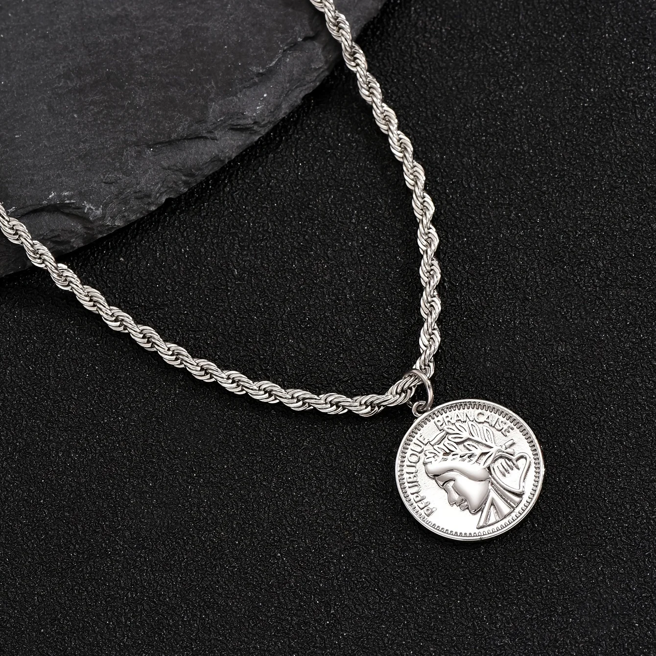 Personalized Stainless Steel Coin Human Head Pendant Womens Necklace