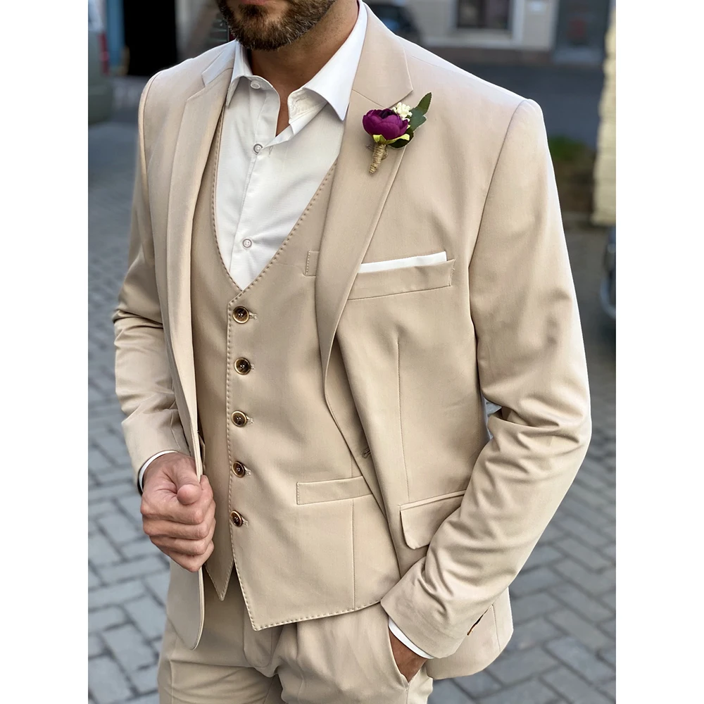

Leisure Men Terno Summer Suits Champagne Prom Outfits Single Breasted Notched Lapel 3 Piece Jacket Pants Vest Elegant Costume