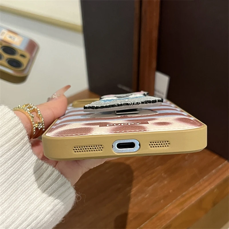 Fashion White Embroidered Dog Puppy Bracket Phone Case For iPhone 16 Pro Max 15 13 14 Leather Drum Bag Cover With Holder