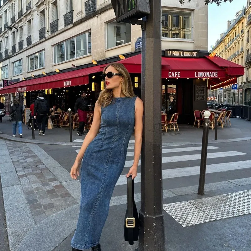 Casual Sleeveless Denim Dresses Women Elegant Slim Fit O-neck Slit Denim Dress Female Autumn Chic Street All-matching Robes