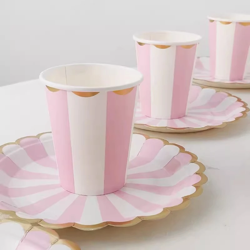 Description Picture 5 of item10pcs/set Disposable Tableware Birthday Party Accessories Paper Disposable Tableware Plates Cups Wedding Party Decor Supplies