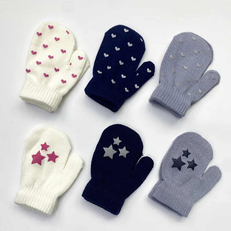 

1 Pair Cartoon Anti-grasping Warm Gloves Protection Baby Mitten Cute Unisex Girls Boy Star Heart Newborn Love Face New