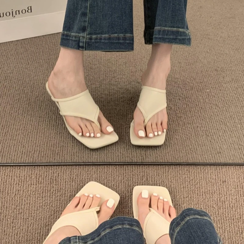 Summer Flip-flops New Style Square Head Slippers Feet Clip Thin Heel High Heels Fashion Roman Women's Shoes Sandals Wear Outside