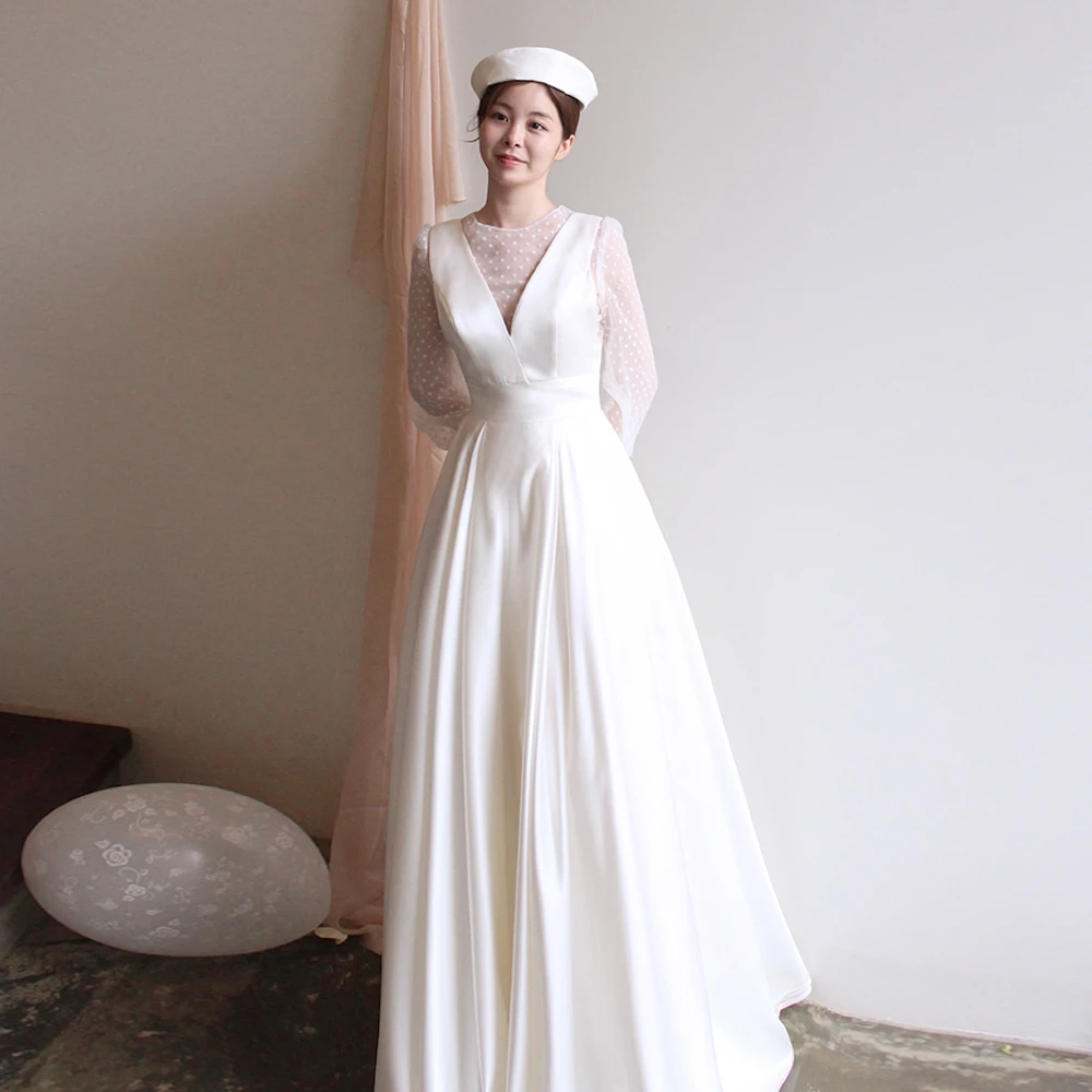 

ROSELLA A Line Simple 웨딩 드레스 O Neck Lantern Sleeves Korea Wedding Dress Floor Length Illusion Zipper Up Dots Bow Tie