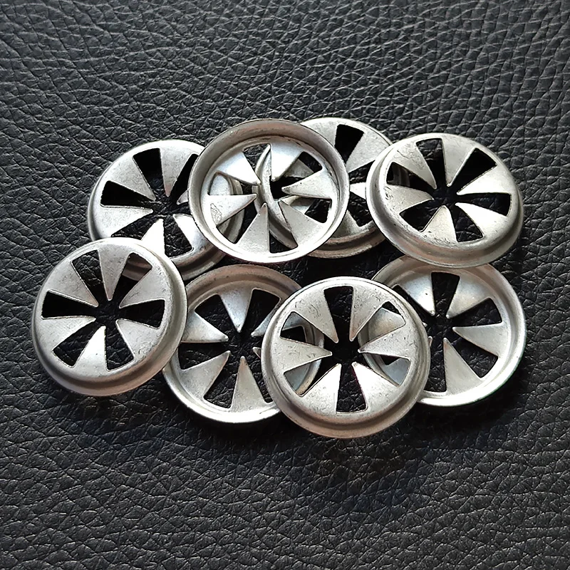 포드 포커스 2 3 MK1 파티 Mondeo MK4 4 차량용 10pcs 자동 휠 아치 라이닝 머드 가드 클립 1462015 금속 패스너