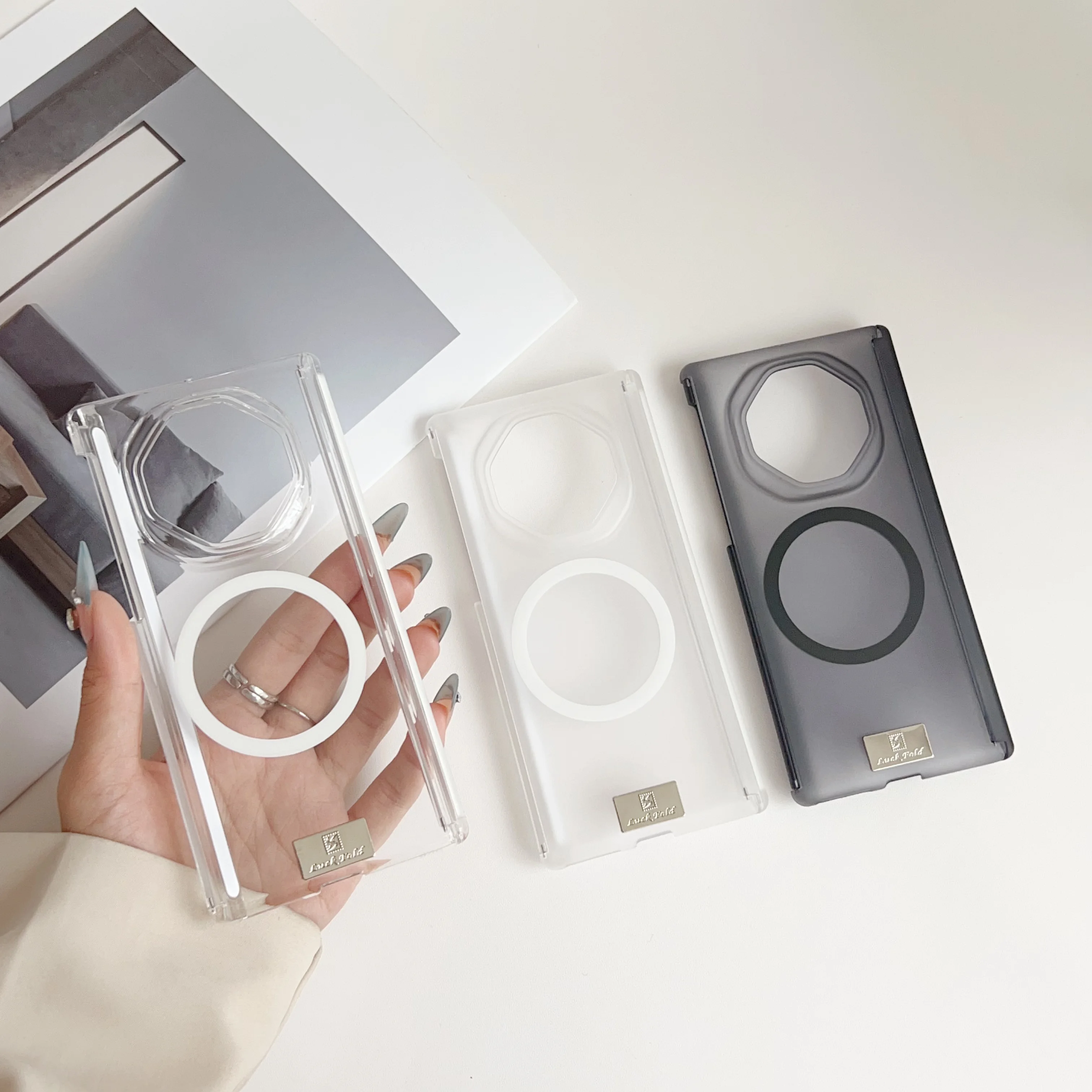 Matte Magnetic Dual Hinge Translucent PC Case