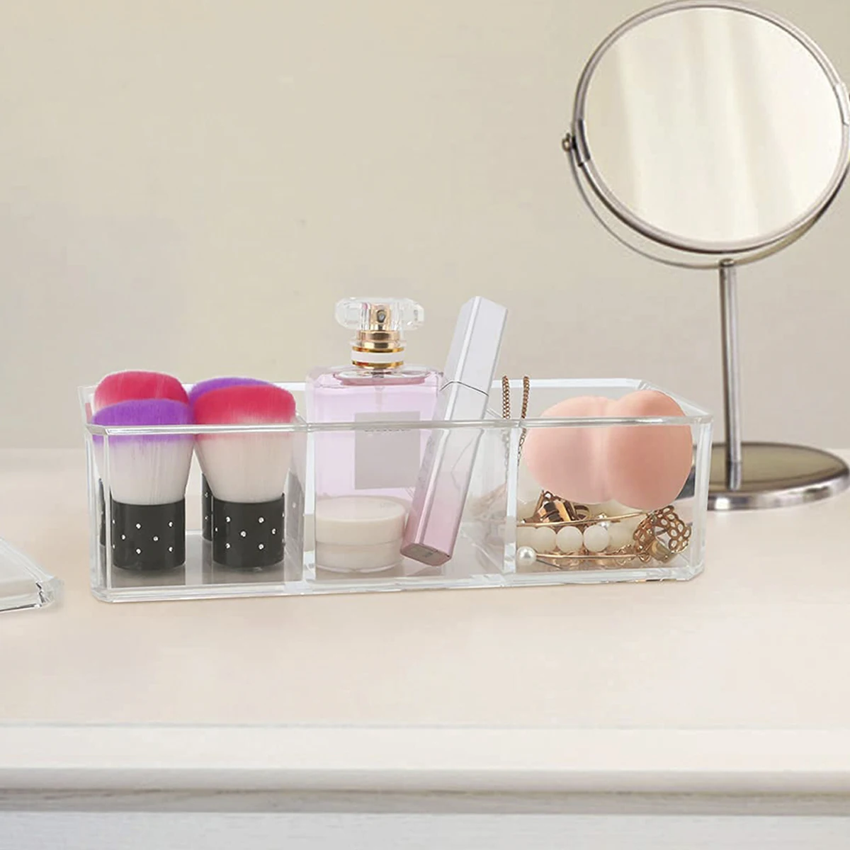 Cotton Pads Holder Organizer 3-Grid Cosmetic Pads Storage Box with Lid Acrylic Makeup Brush Holder Dispenser Transparent Cotton 3