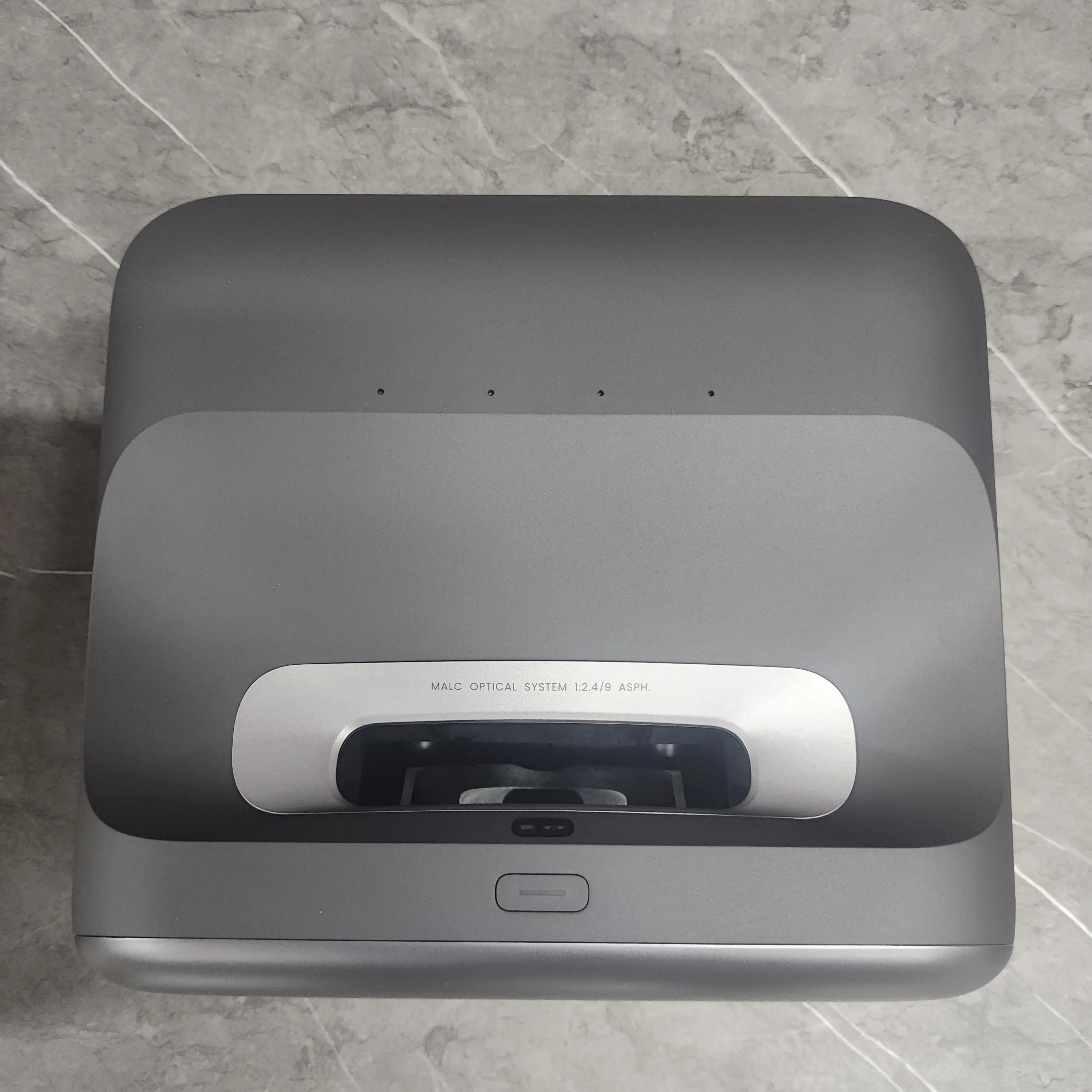 ApexTPJMGO O3 Pro 스마트 홈 프로젝터 4K 4GB 64GB WiFi 5 20W 트리플 RGB 레이저 초단초점 풀 프로젝터