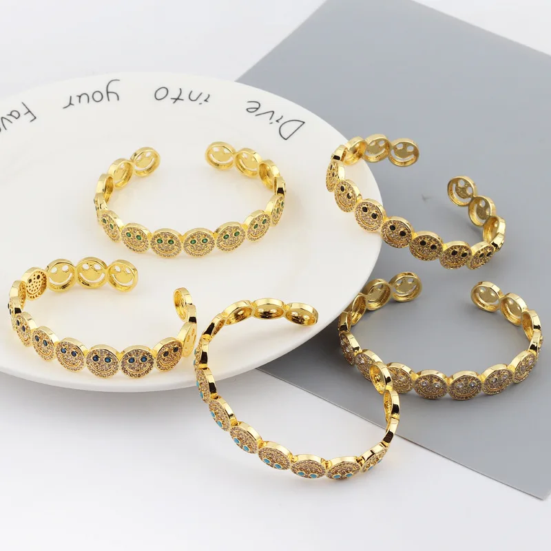 2Pcs Gold Plated Simple Smile Face Charm Bracelet Bangle