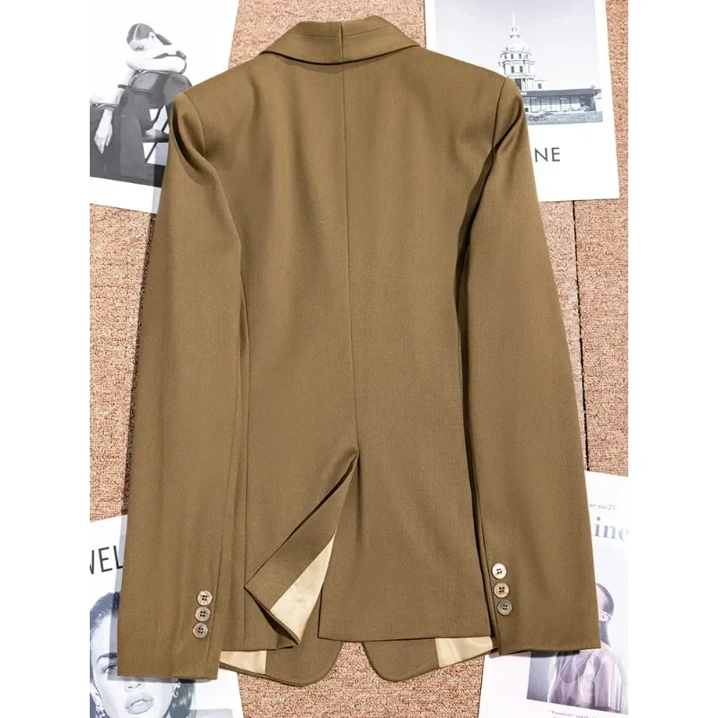 Рисунок 2 - Женский блейзер с длинным рукавом